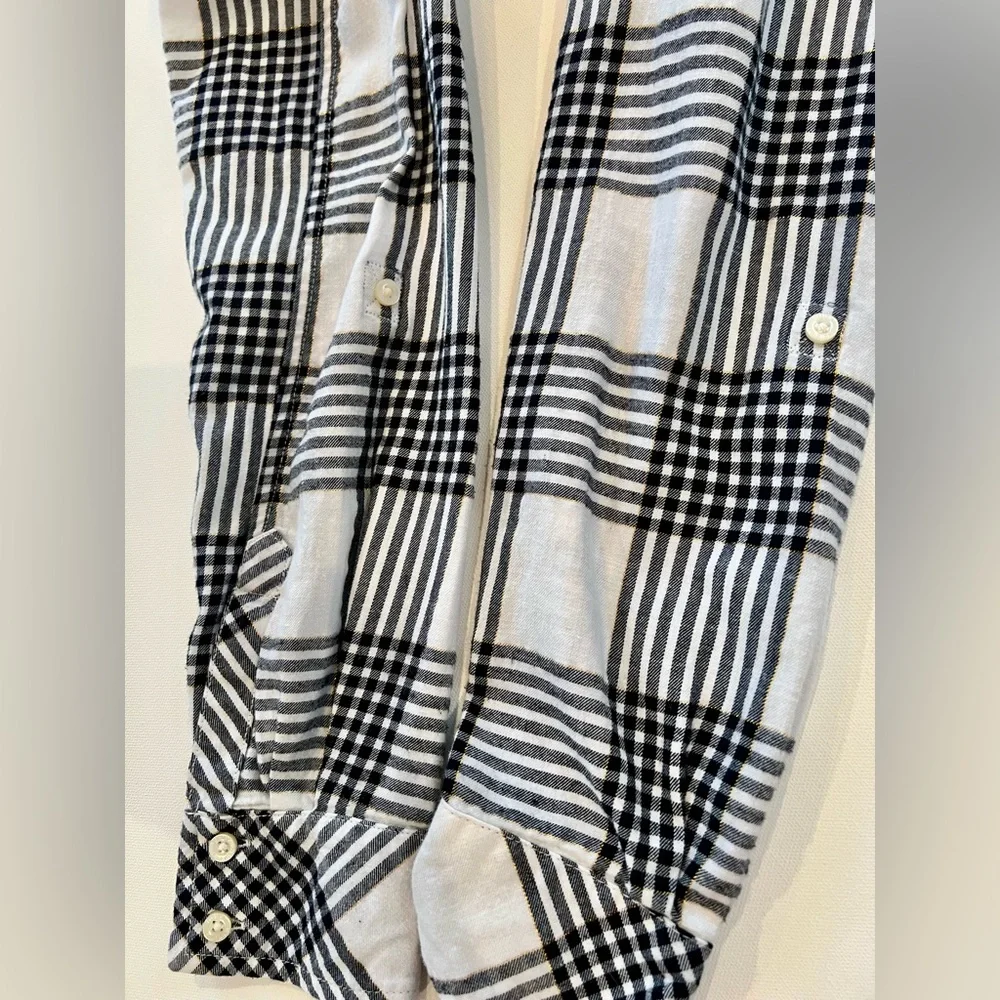 Tommy Hilfiger Plaid Flannel Metallic Stitch Button Down Logo Black White - Picture 10 of 14